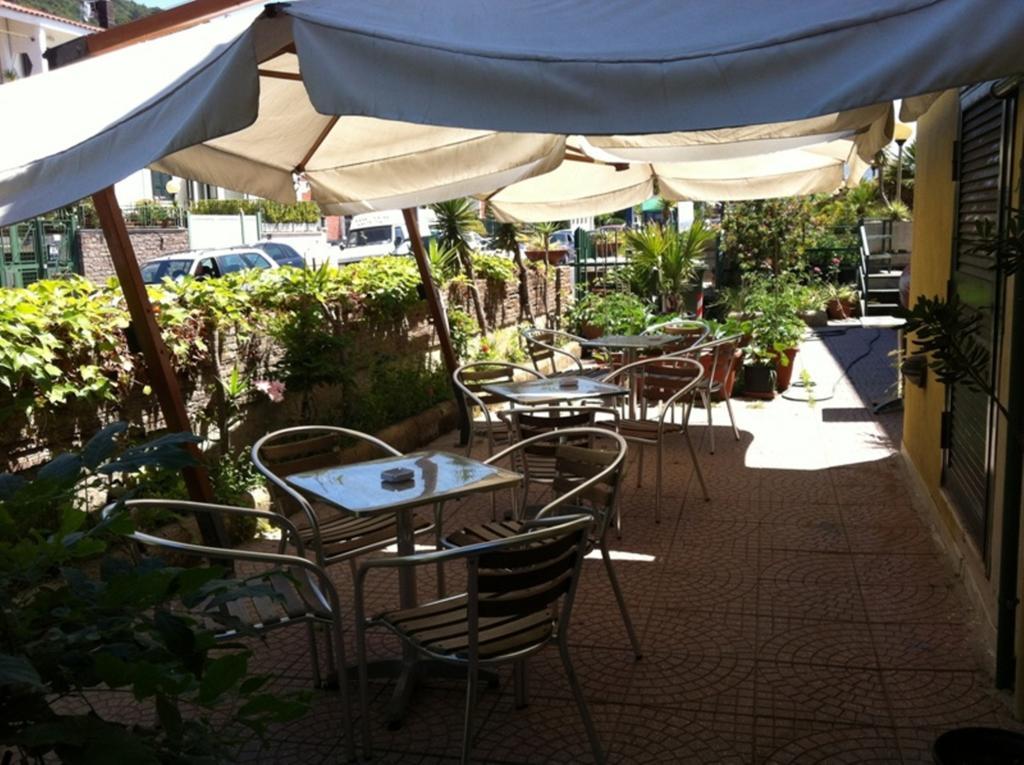 Albergo Delle Rose Pouzzoles Extérieur photo