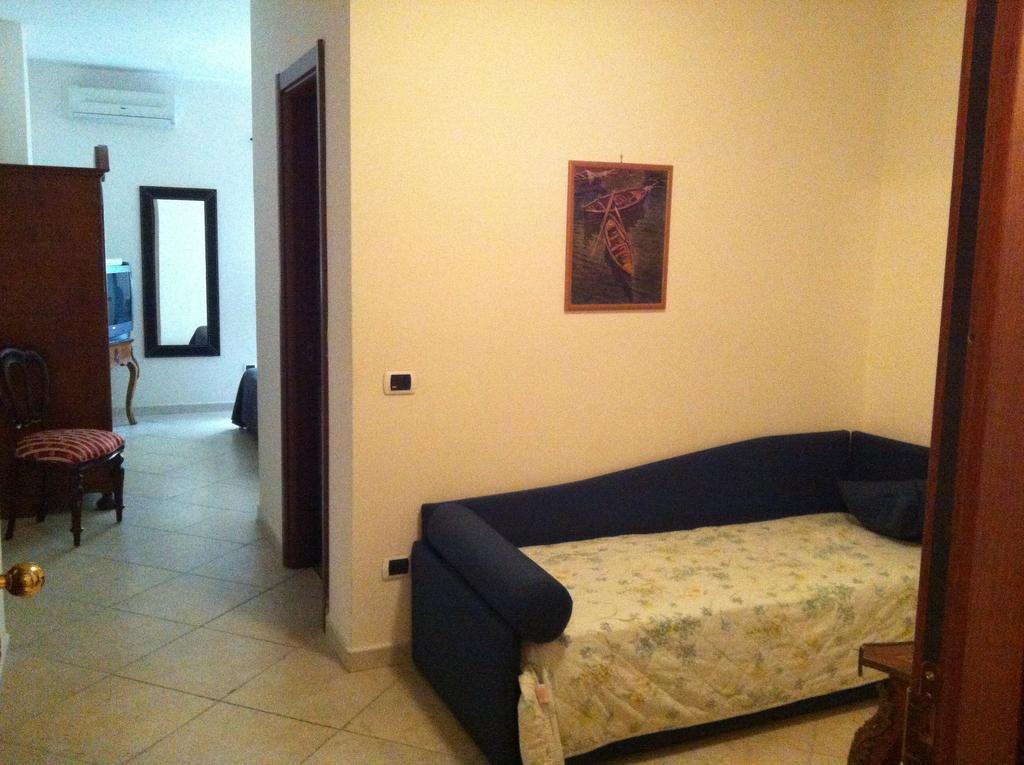 Albergo Delle Rose Pouzzoles Chambre photo
